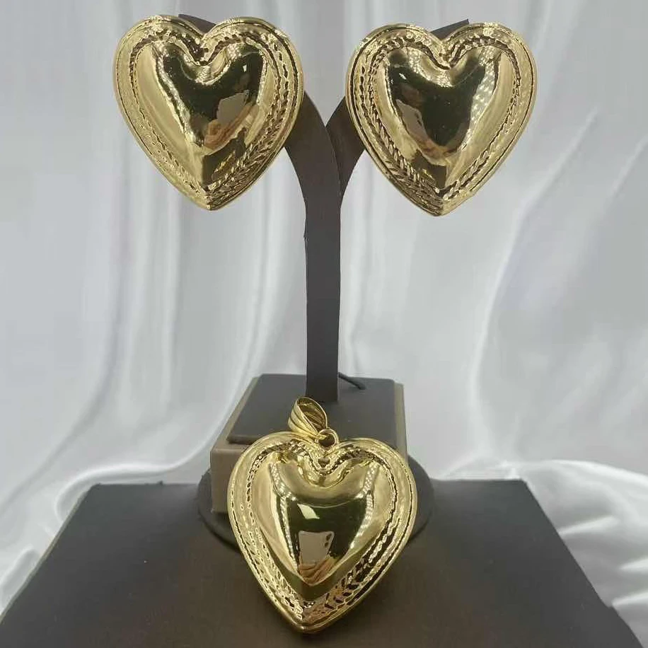 nuovo-set-di-gioielli-cuore-gonfio-placcato-oro-con-orecchini-e-collana-con-pendente-bordo-goffrato-stile-vintage-da-donna-regalo-per-san-valentino-o-feste