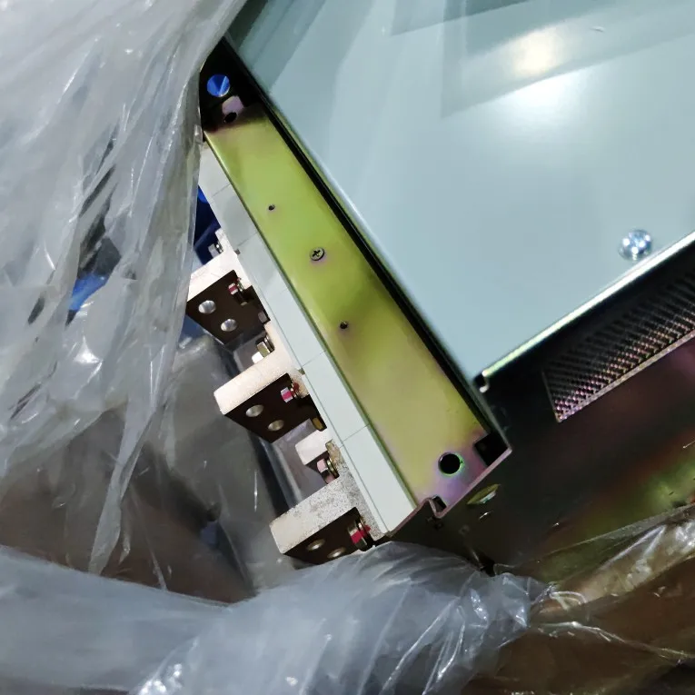 Isolador GE M-PACT MPG 3P 2500A