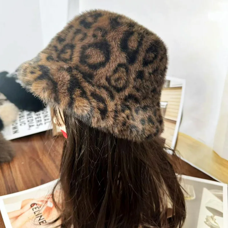 Fluffy Fur Fisherman Hat For Women Natural Fake Fur Bomber Hats Winter Russian Fashion Ski Cap Fashion Thicken Cold Panama Caps 6