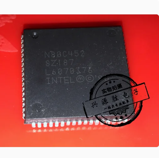 100% NUOVO N80C452 PLCC68