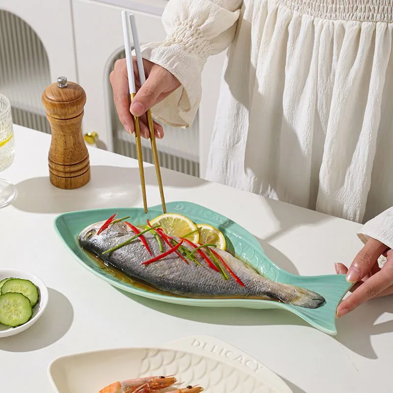 Creative Steamed Fish Shape Plates, Household Kitchen Restaurant Supplies, Ceramic Pink, Green, Fruit Salad Dinner Plate, 1Pc