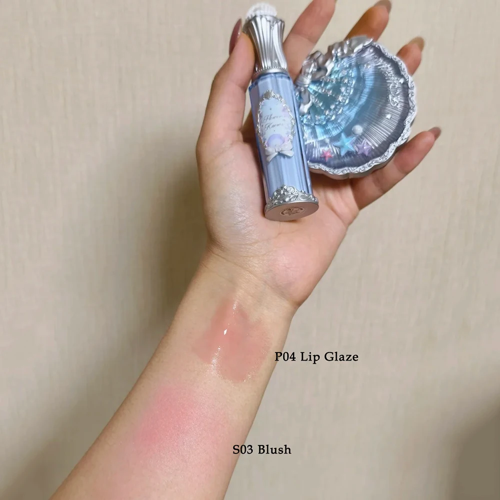 Flower Knows Evidenziatore a doppia estremità e set di fard Smalto per labbra a lunga durata per kit per trucco vegano impermeabile con pelle in vetro Dewy Glow