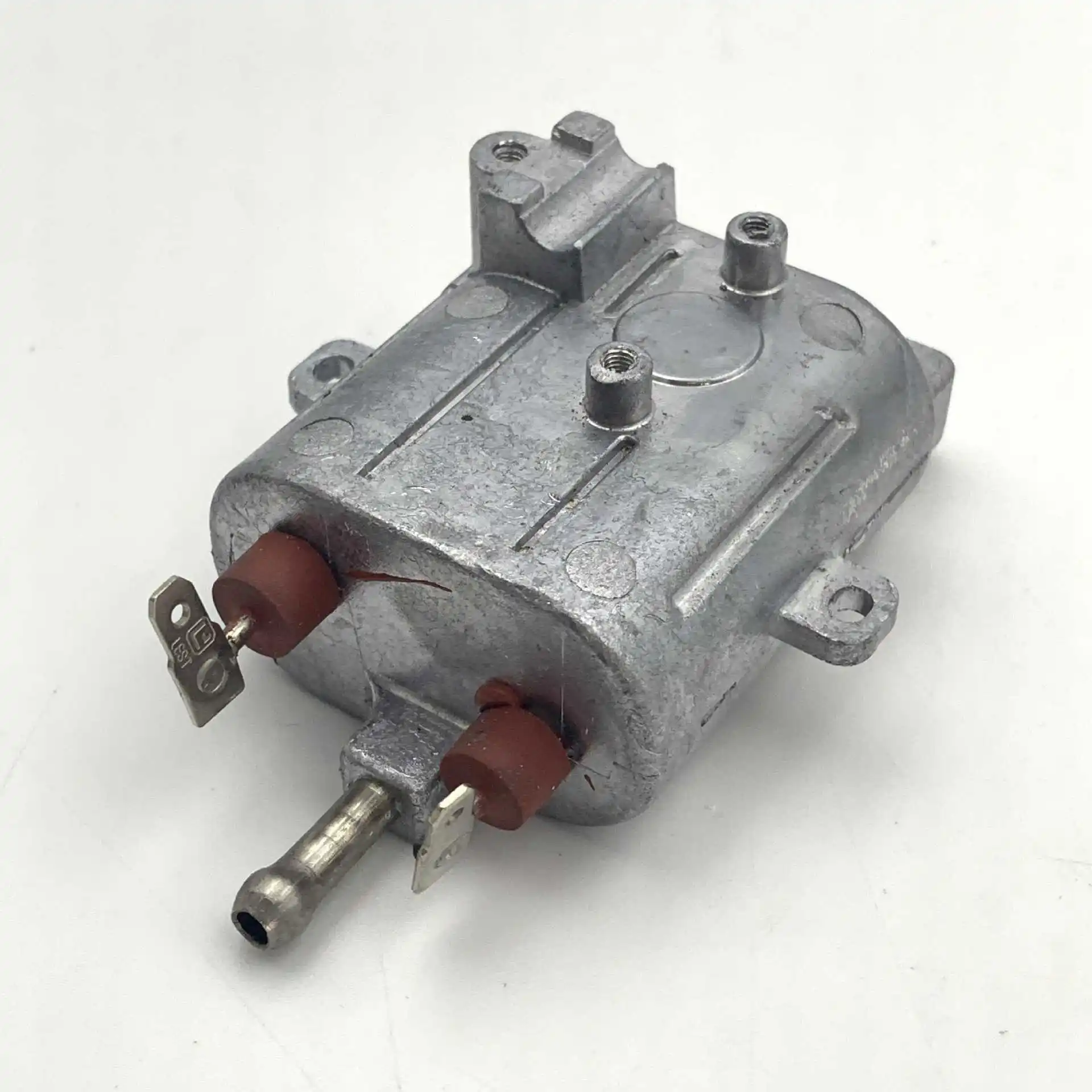 Stainless steel instant heater with NTC mounting position for steam cloth washers
