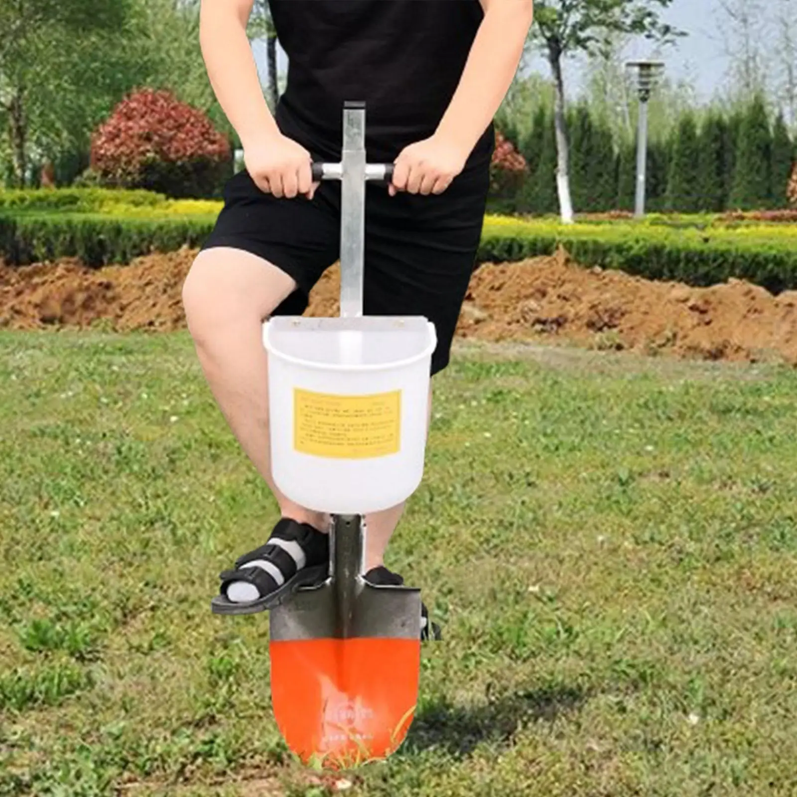 Shovel Fertilizer Spreader Portable Seeding Machine for Backyard Garden Farm