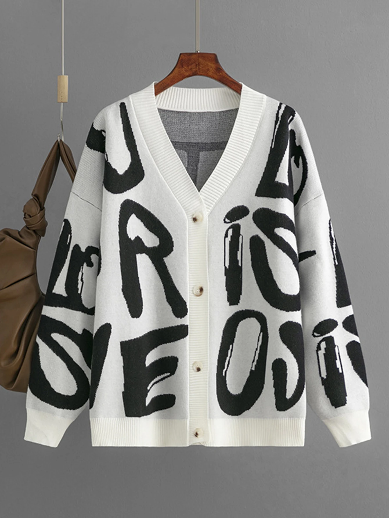 Damski sweter rozpinany z żakardowym wzorem liter, długi rękaw, zapinany na jeden guzik, odzież wierzchnia jesienno-zimowa, styl europejsko-amerykański.