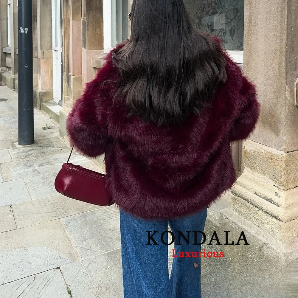 معاطف KONDALA أنيقة من الفرو الصناعي باللون الأحمر البوردو للنساء بجيوب بأكمام طويلة وياقة مقلوبة سترات عصرية لخريف وشتاء 2025 ملابس خارجية
