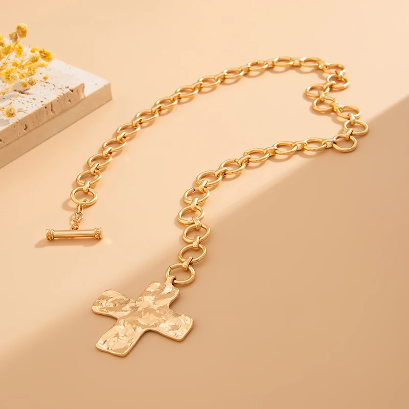 Hot sale Gold Layered Chunky Cross Necklace for Women Cross Layering Pendant Statement Necklace view 2