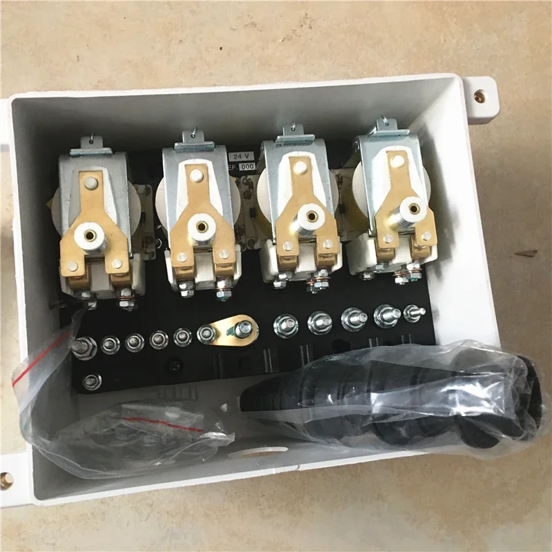 Retarder Relay JD332121 With Four Stalls For Yutong Kinglong Zhongtong Bus Retarder JD332121