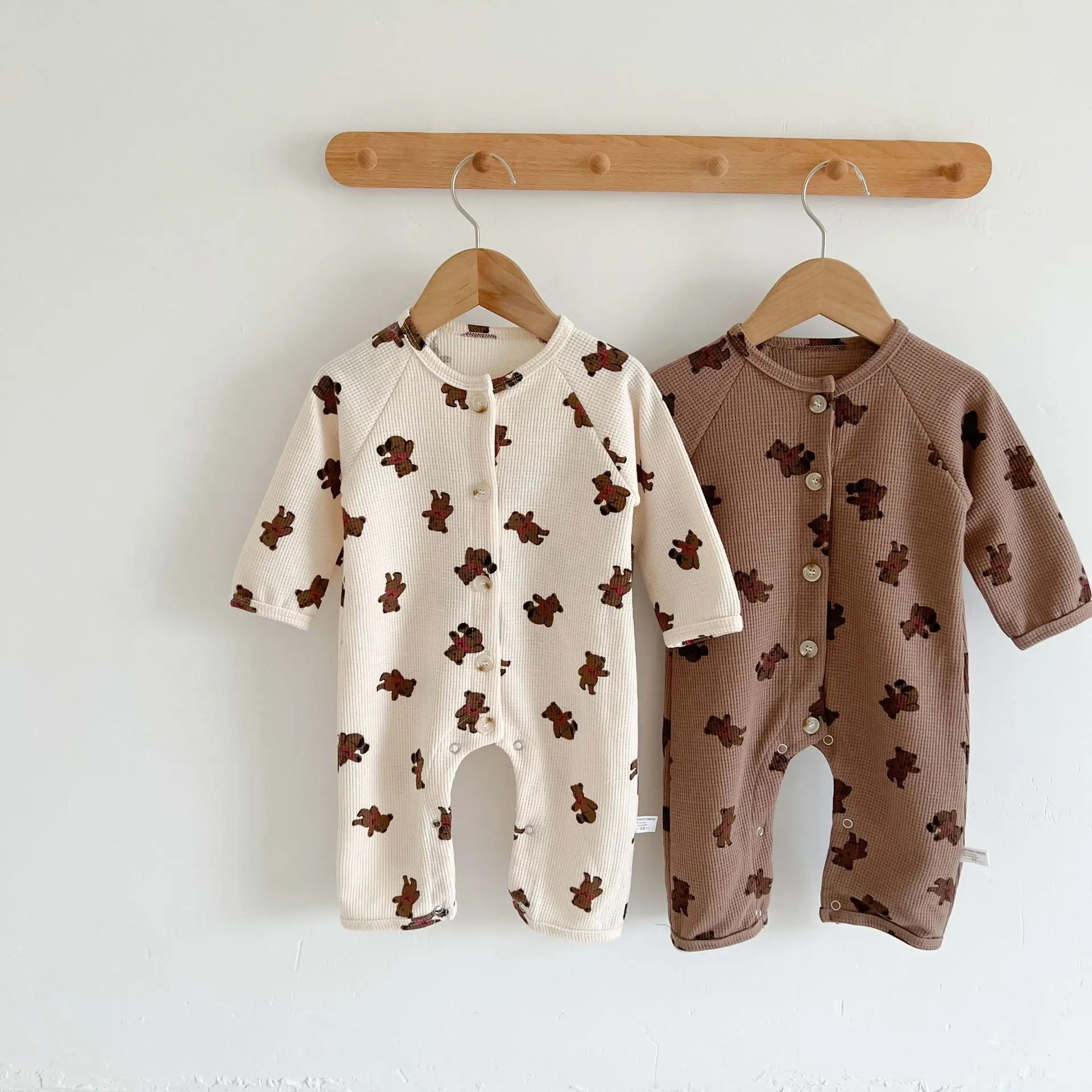 Baby Bodysuit New Fashionable Boys and Girls Baby Bear Waffle Creeper Romper In Spring and Autumn