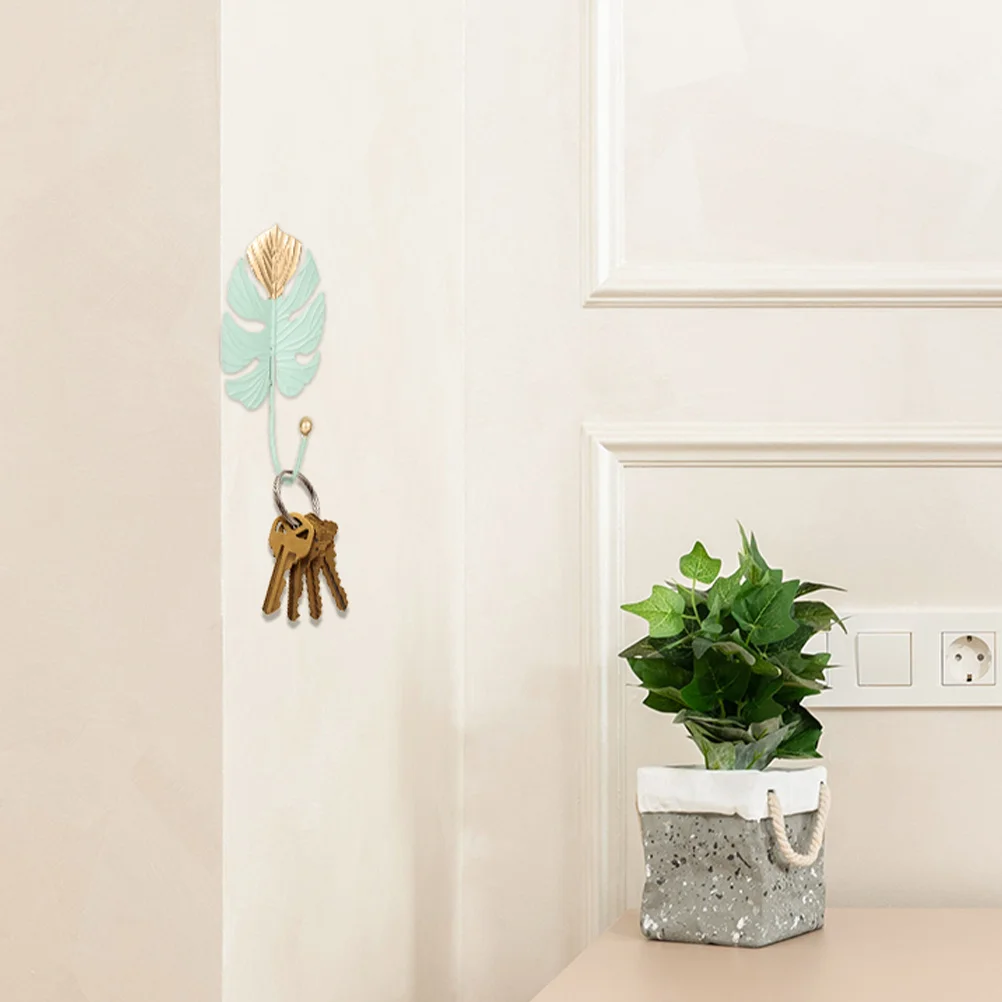

2Pcs Creative Mini Wall Hooks Monstera Leaf No-Drill Plant Design Hangers Keys Towels Clothes Hanging Coat Hooks
