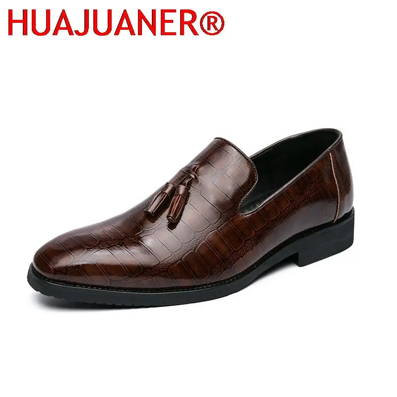 

New Patent Leather Mens Loafers Wedding Formal Dress Shoes Men Casual Fashion Slip On Shoes Party Club Footwear Business Oxfords