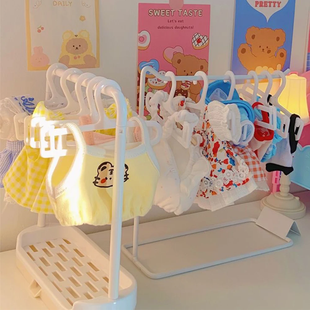 

Пластиковая вешалка для одежды для кукол, миниатюрная мебель для кукольного домика, игрушка, шкаф для косплея для 15/20 см, хлопковая кукла, игровой домик, подарок