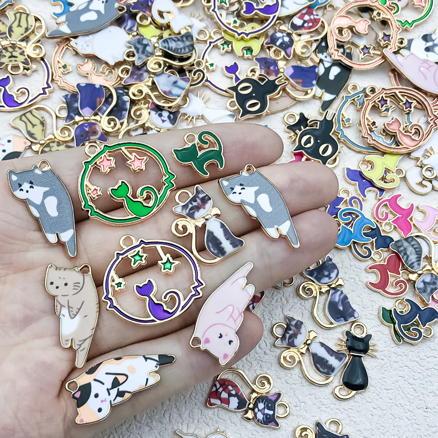

20/50/100pcs Alloy Cat Charm Set - DIY Craft Supplies for Handmade Earrings, Bracelets, Necklaces & Keychain/Bag Accessories