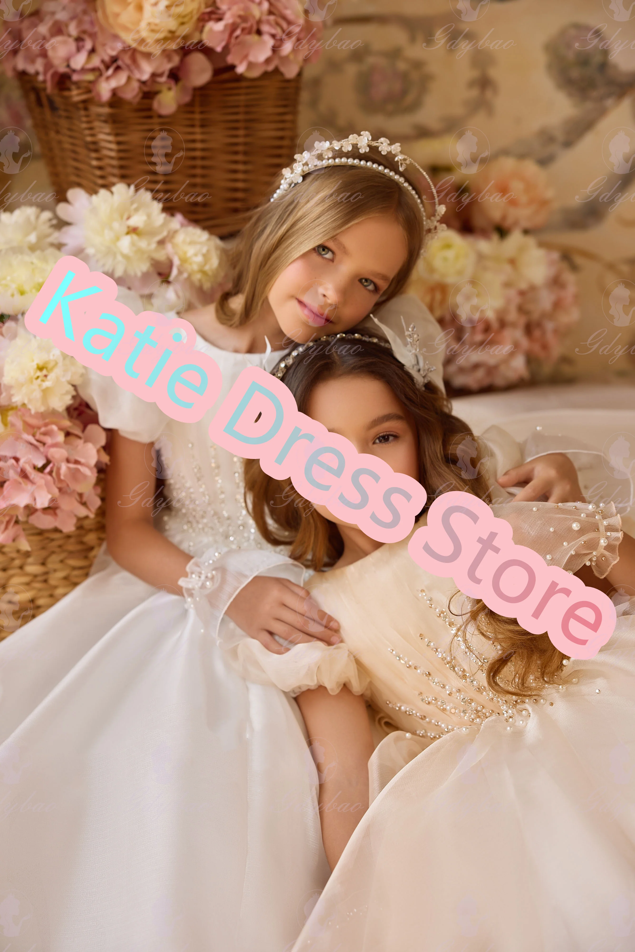 결혼식을위한 우아한 꽃의 소녀 드레스 Applique 구슬 Tulle Puffy Kids 생일 파티 첫 성찬식 공 가운 맞춤형