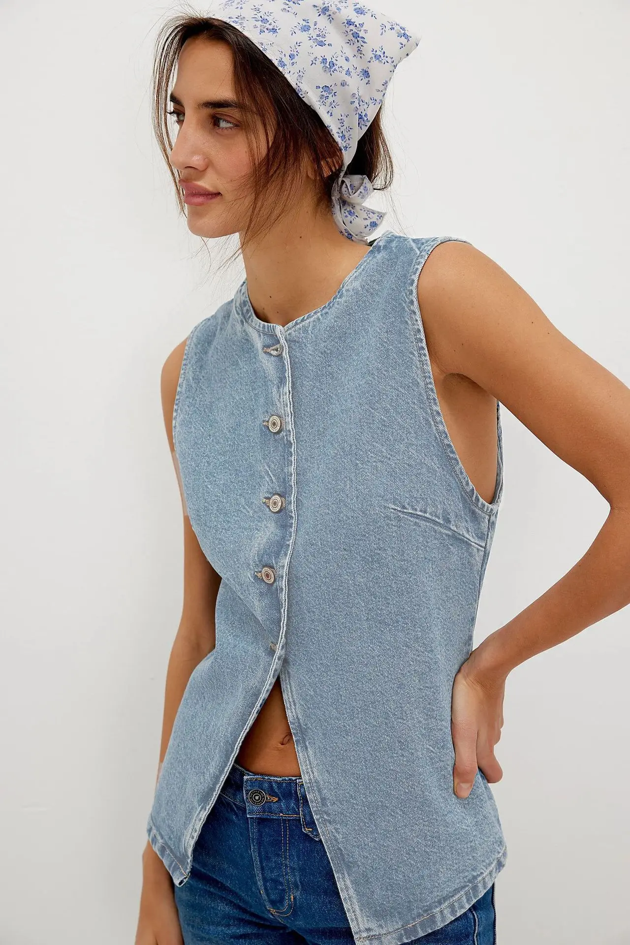 

Sleeveless Denim Vest for Women Fitted Button Down Shirt Style Tank Top 2025 Casual Layering Open Front Cardigan Solid Color