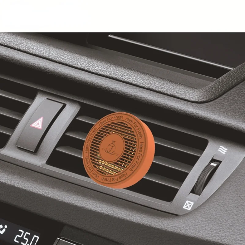 New Creative Long-lasting Eau Decent Solid Car Perfume Ornaments Car Air Conditioning Aromatherapy Clips Outlet Aroma