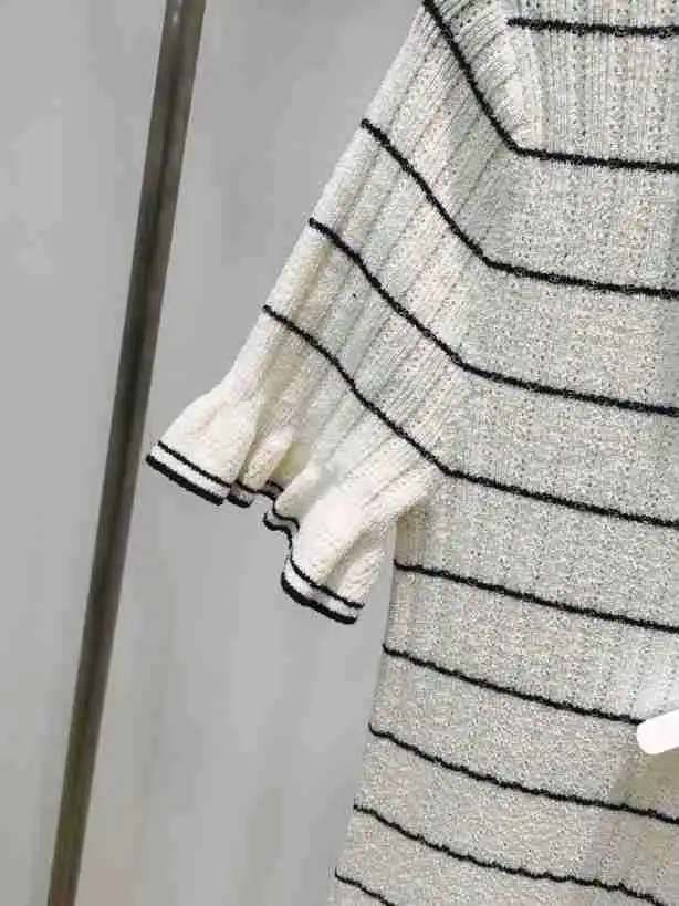 Striped Contrasting Color Dress Ruffle Edge Waist-hugging French Temperament Short-sleeved Date Casual Long SA Early Spring New