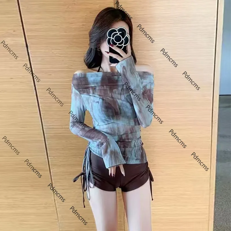 

2025 new swimsuit women's split three-piece set to cover the belly and look thin, gather small breasts, South Korea soak in hot