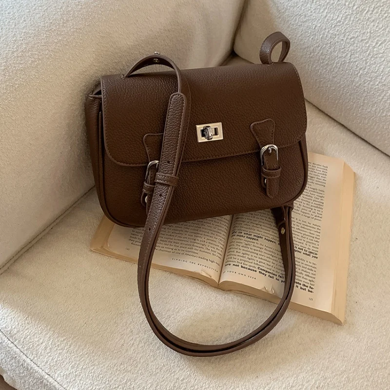 

Girls Hundred Retro Small Square Bag Female Students Simple Crossbody College Style Shoulder Handbag Metal Lock Buckle Decoratio