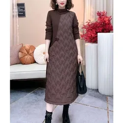 Thickened Fleece Winter Dress Chinese Style Loose Fit Age Defying Women's Skirt Mid-Length Straight Tube Dress for Autumn Winter