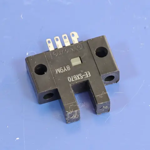 SCREEN CTP Machines Spare Parts U Shape Optical Switch Sensor EE-SX670 Original and New Available in Stock