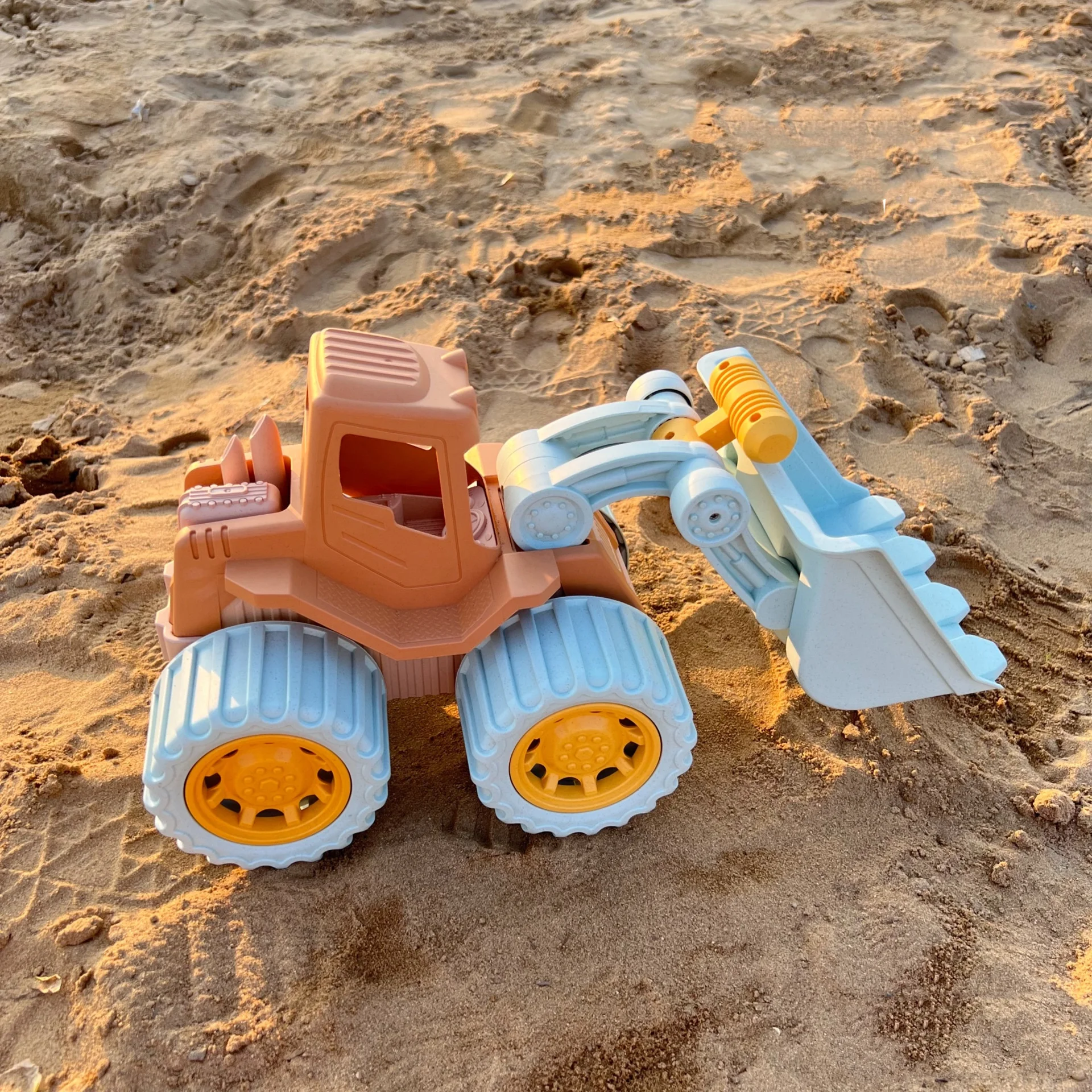Beach Sand Toy Bucket Set With Digging Tools And Watering Can_voghion.com