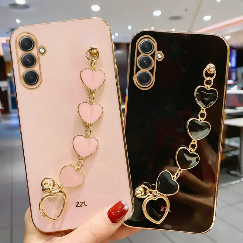 For Samsung Galaxy A15 A55 A35 A25 5G A05S 4GLuxury Plating Love Heart Bracelet Chain Case On A 15 25 35 55 05 Soft Back Cover