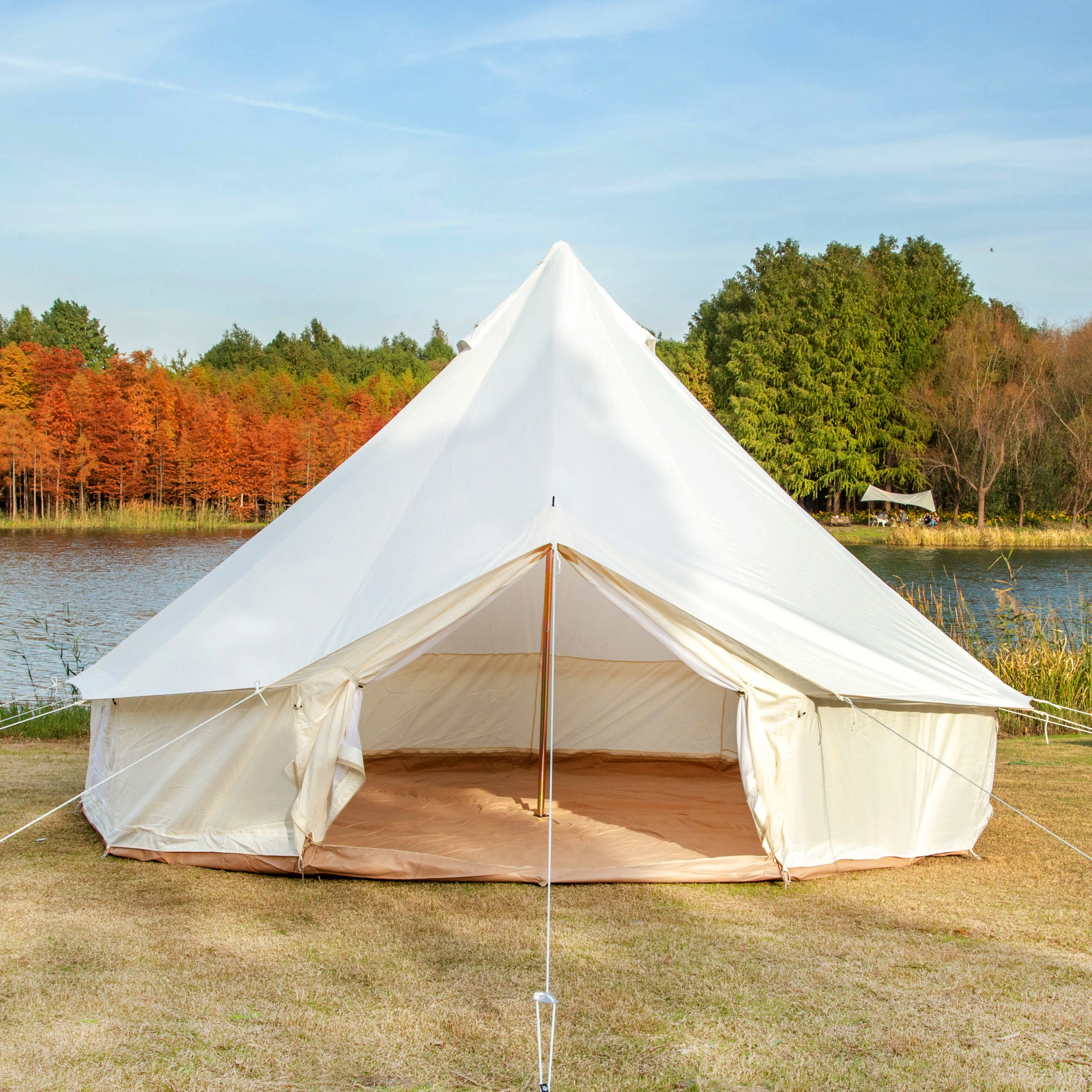 New Design 4 Season Camping Yurt Tent Luxury Outdoor 5-12 Persons Bell Tent For Family Glamping