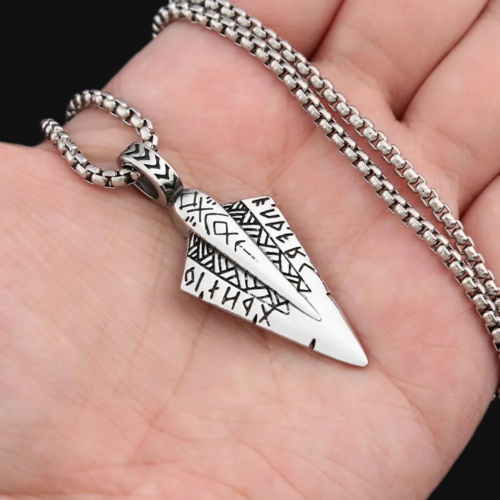 Fashion Retro Viking Rune Spear Pendant for Women Charm Nordic Stainless Steel Men Necklace Popular Valentine's Day Gift Jewelry