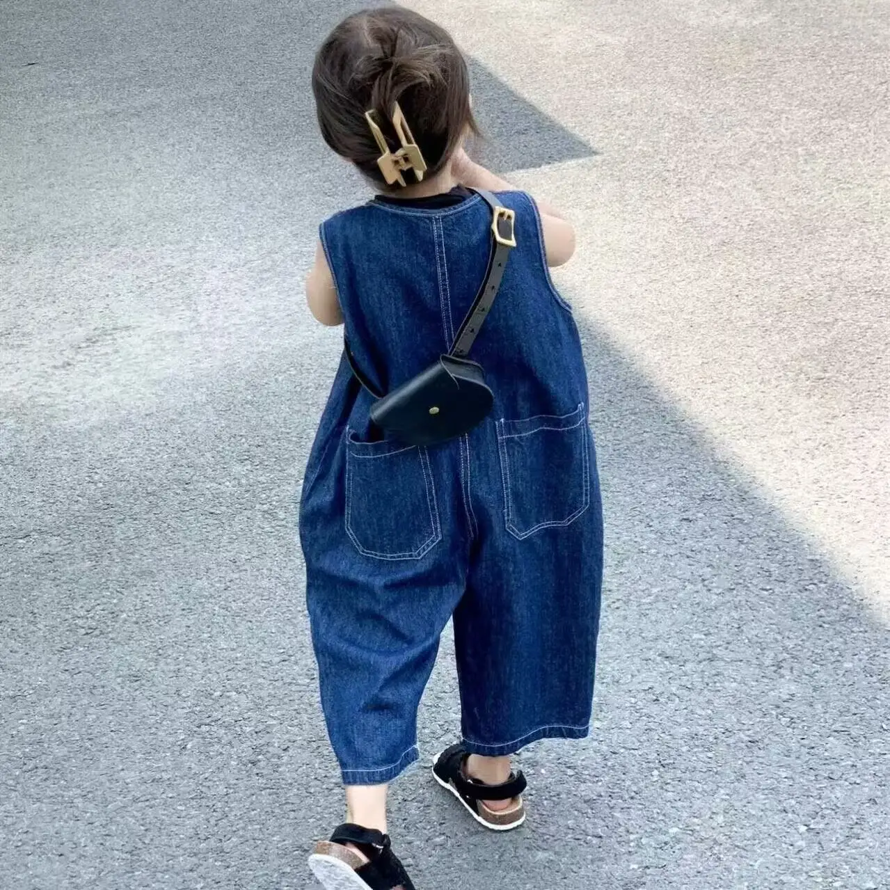 

Children's One-piece Overalls Spring and Summer Korean Style Fashion Boys Girl Loose Workwear Sleeveless Denim One-piece Pants
