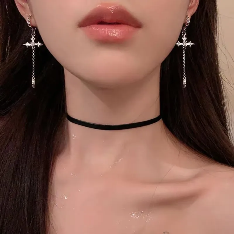 Punk Gothic Heart Earrings For Women Fashion Korean Jewelry Gifts Accessories Star Thorn Heart Colored Crystal Pendant Ear Hooks