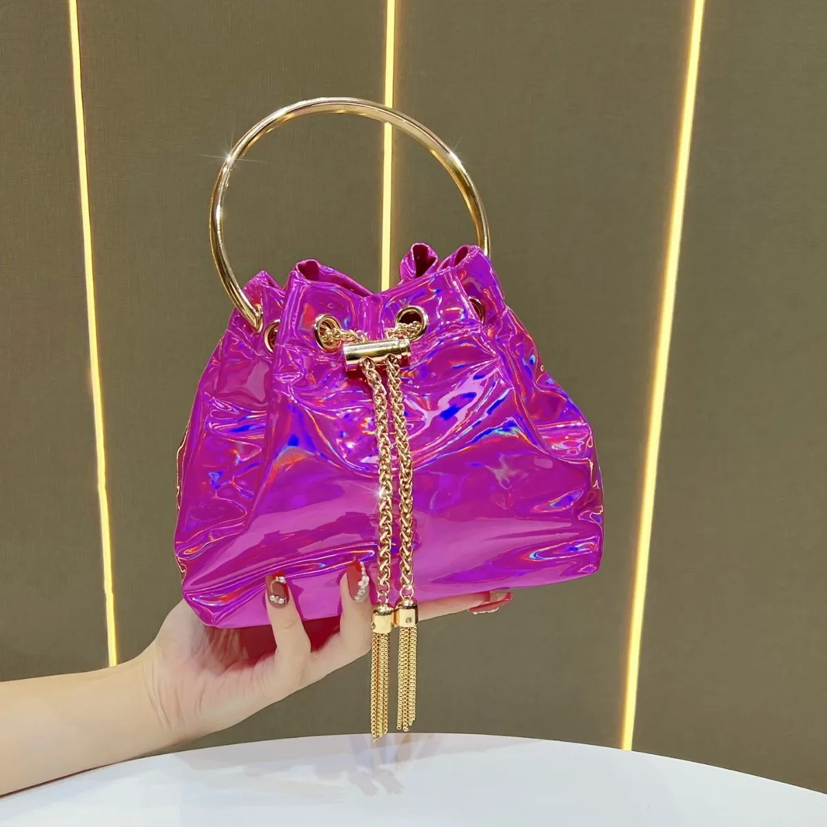 

Korean Fashion Simple Chain Drawstring Bucket Bag For Women Rose Red Gold Silver PVC Shoulder Bag Crossbody Party femme Handbag