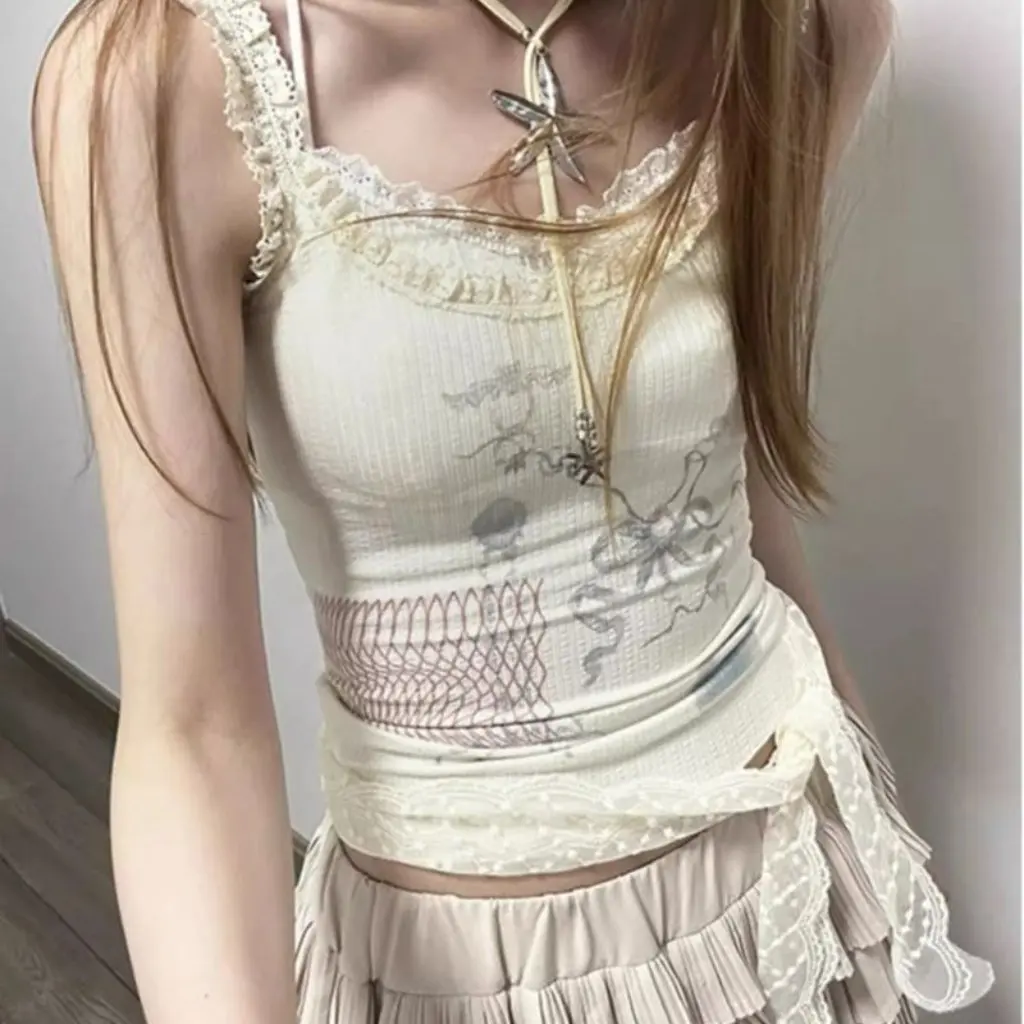 

Lace Stitching Camisole Women's Slim Fit Sleeveless Short Top White Outer Wear Inner Style