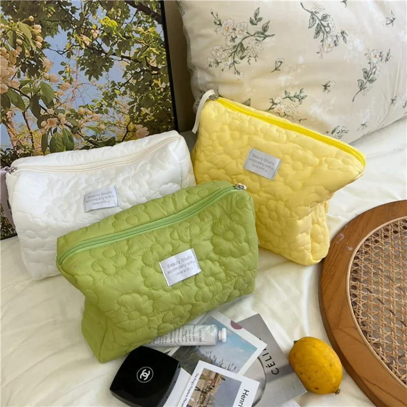 Toiletries Cosmetic Organizer Zipper Bag Travel Wash Pouch Cosmetic Bag Female Make Up Bags New Flower Pattern Women Makeup Bag