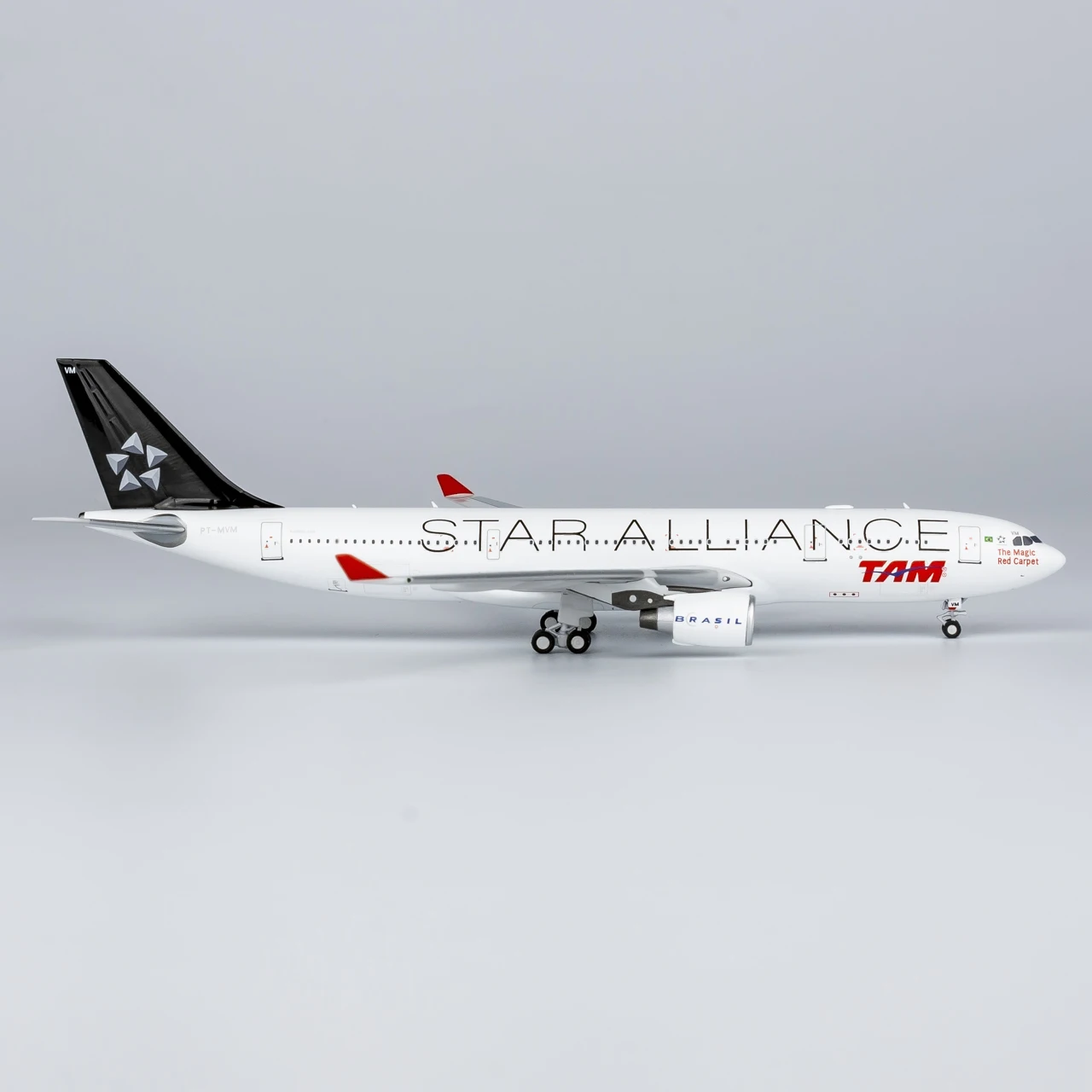 61087 Alloy Collectible Plane Gift NG Model 1:400 TAM Linhas Aéreas \