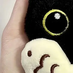 

Cute Plush Big Eyed Black Cat Doll Pendant Girl Backpack Doll Pendants Couple Bag Keychain Phone Charms Bag Pendant Accessories