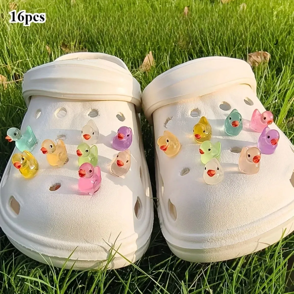 Im Dunkeln leuchtendes 3D-Enten-Schuhanhänger-Set, Weihnachts-Enten, DIY, abnehmbare Schnalle, Schuhdekorationen, 14/16-teiliges Schuhzubehör – Detail 3