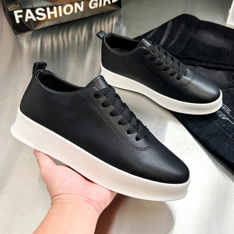 

Fashion Thick Sole Black White Soft Men Leather Shoes Platform Men Casual Board Shoes Walking Sport Shoes Lightweight Work Shoes
