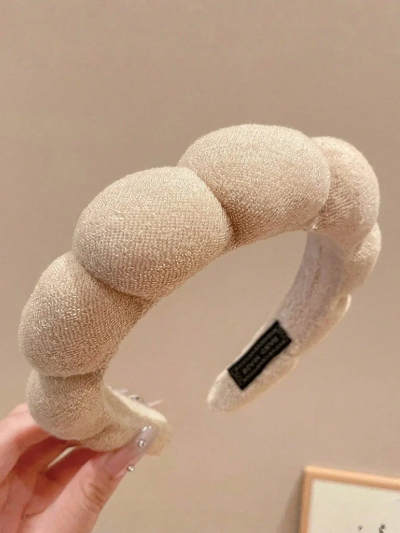 

Модная тканевая повязка на голову с губчатой подкладкой, однотонная, аксессуар для волос для женщин