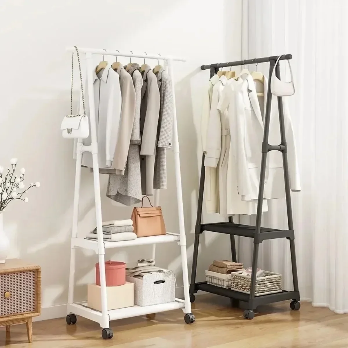 

Floor-Standing Coat Rack Triangle Pulley Clothes Racks with Wheels Household Simple Coat Shelf Bedroom Hanging Clothes Rack Hook