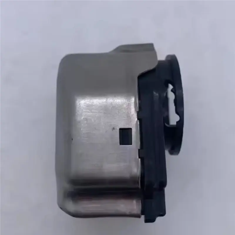 لميتسوبيشي باجيرو مازدا CX9 CX5 CRZ HID زينون العلوي الشاعل لمبة المقبس W3T216 D4R D4S الصابورة قطع غيار السيارات #3