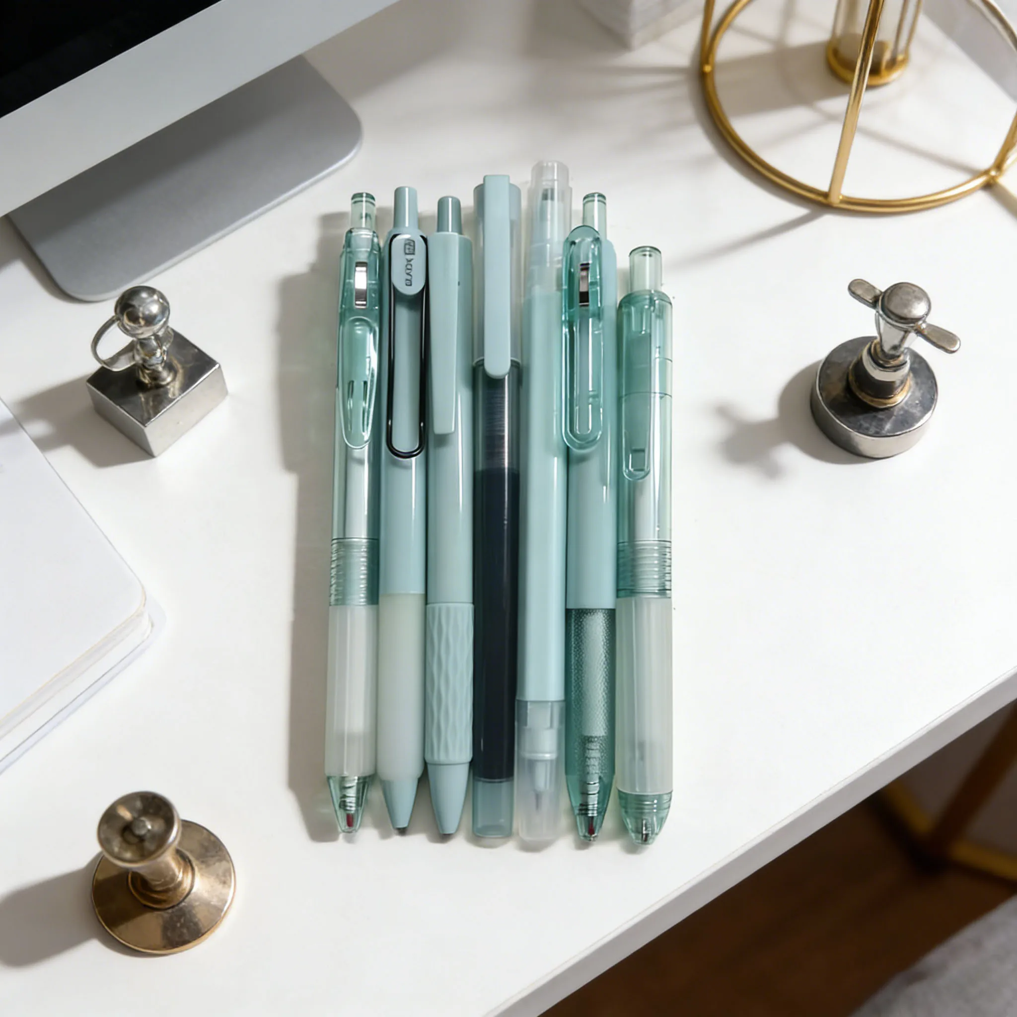 

Гелевые ручки Haze Blue Press, минималистичный дизайн в стиле INS, мягкий захват, быстросохнущие, для плавного письма, для ежедневного использования в офисе и учебы.