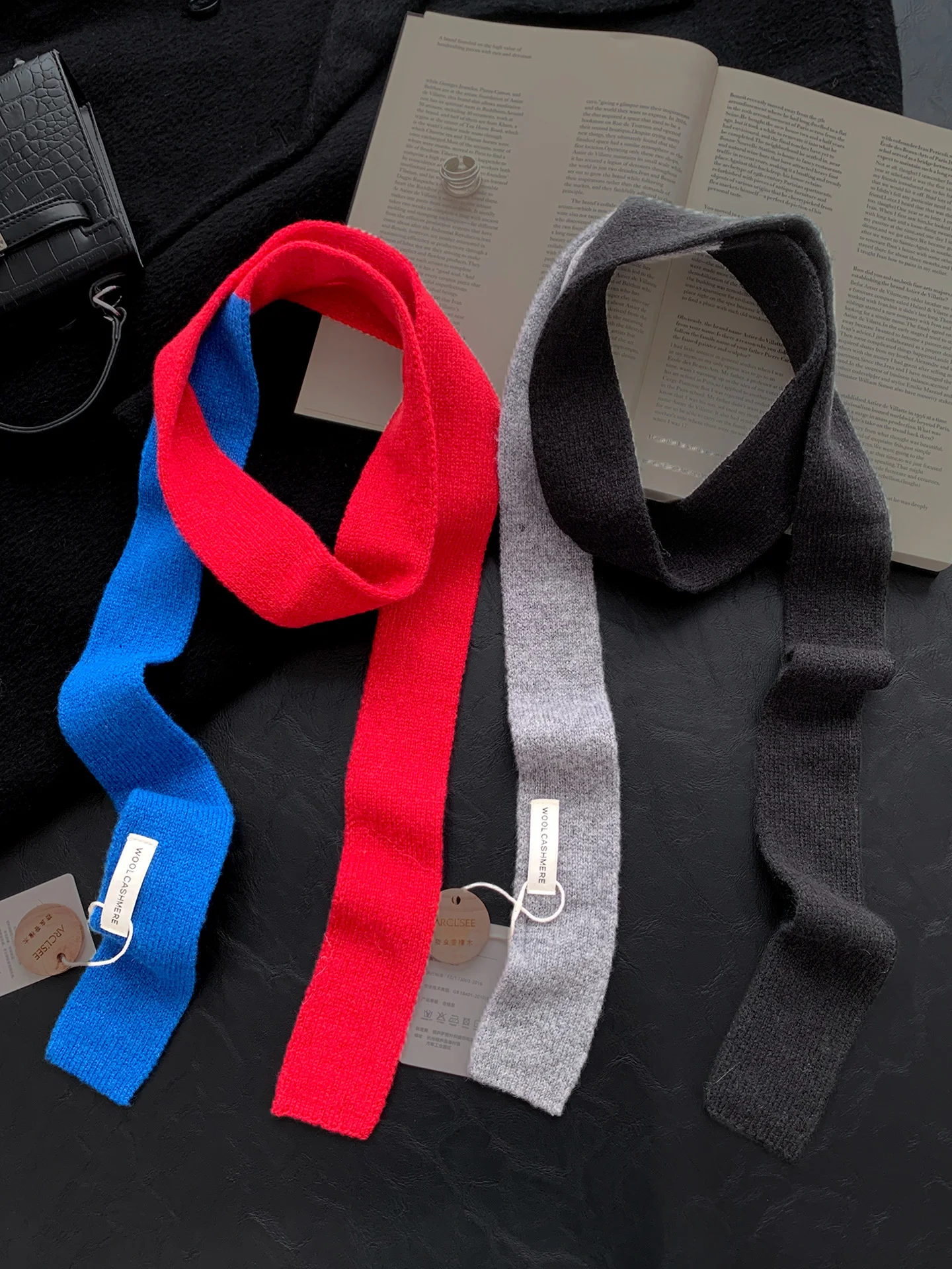 High Quality Wool Cashmere Blend Narrow Stripe Knitted Scarf Versatile Commuting Multi-Functional Neck Warmer for Women