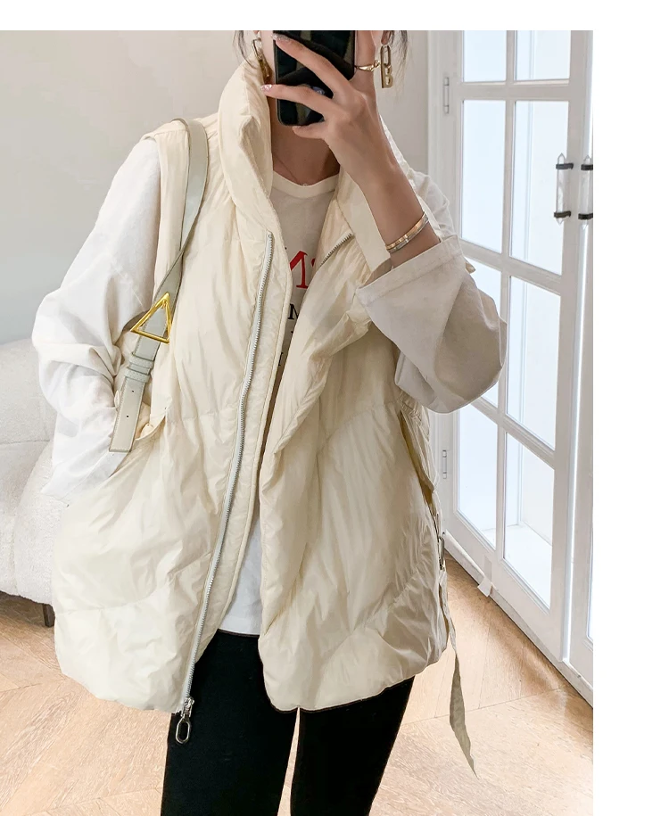 

2024 Korean Autumn Winter Sleeveless Jacket Women Short Vest Loose Warm Female Waistcoat Fashion Windproof Thicken Coat Outwear