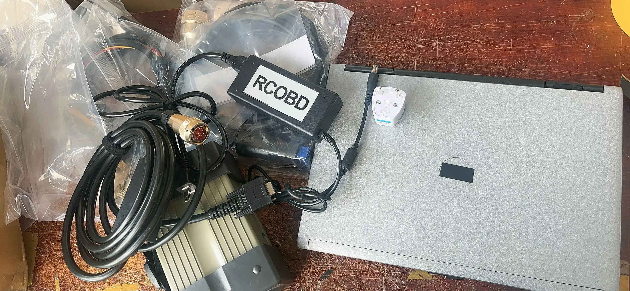 mb-star-c3-フルチップ、d630-ラップトップ、フルセット。12vおよび24vに対応。sd接続マルチプレクサーテスター、自動車-トラック用診断ツール。