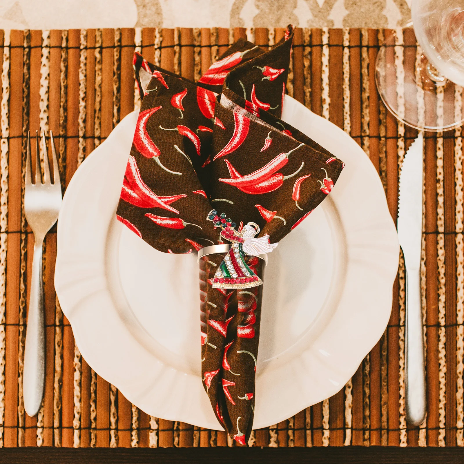 

4Pcs Xmas Napkin Holders Stainless Steel Dining Table Decoration Assorted Color Christmas Festival Atmosphere Enhancer