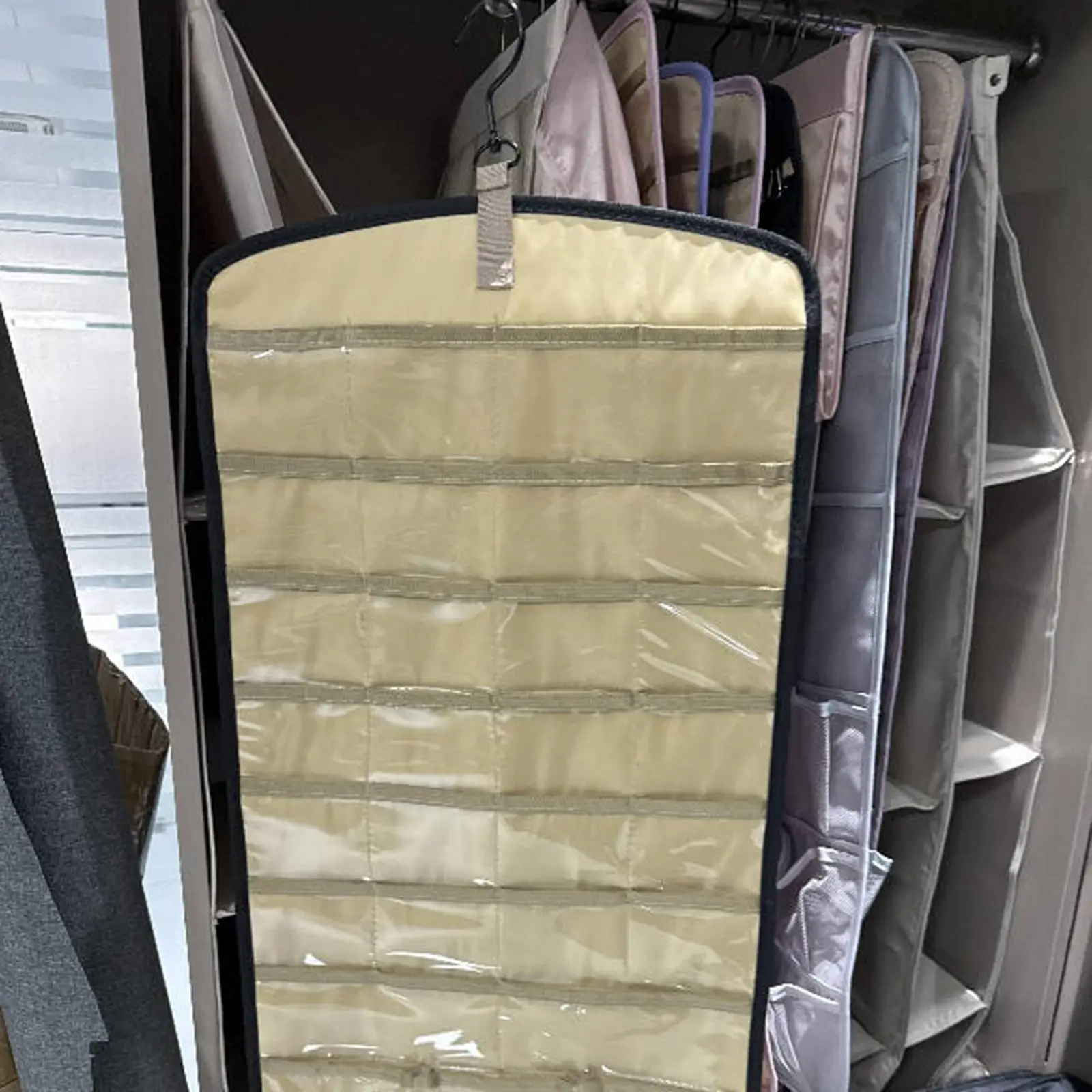 حامل أقراط على شكل قلادة لتنظيم المجوهرات للسفر وباب المنزل باللون الأسود #3