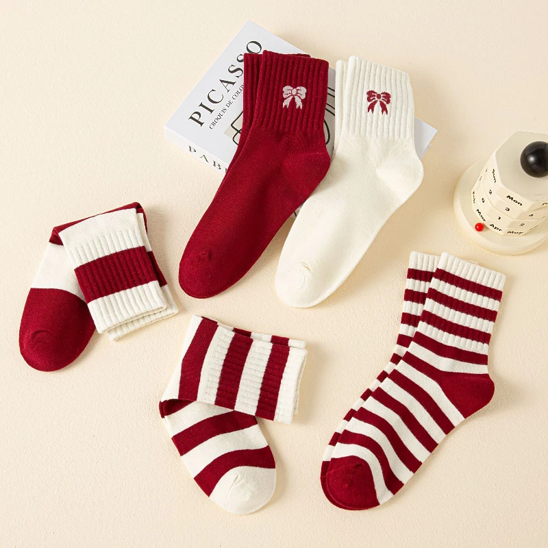 Funny Woman Socks Autumn/winter 2025 New Product Women's Ankela Red Bow Mid Tube Socks Striped Versatile Cotton Socks Set Sock