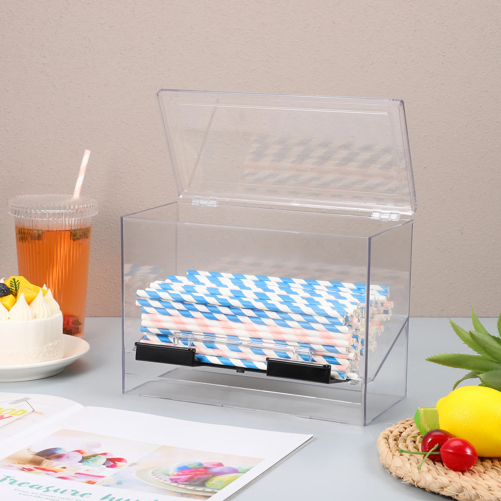 

Clear Acrylic Straw Dispenser Box for Bulk Straws Smooth Pressing Type Storage Case Reusable Restaurant Coffee Shop Holder