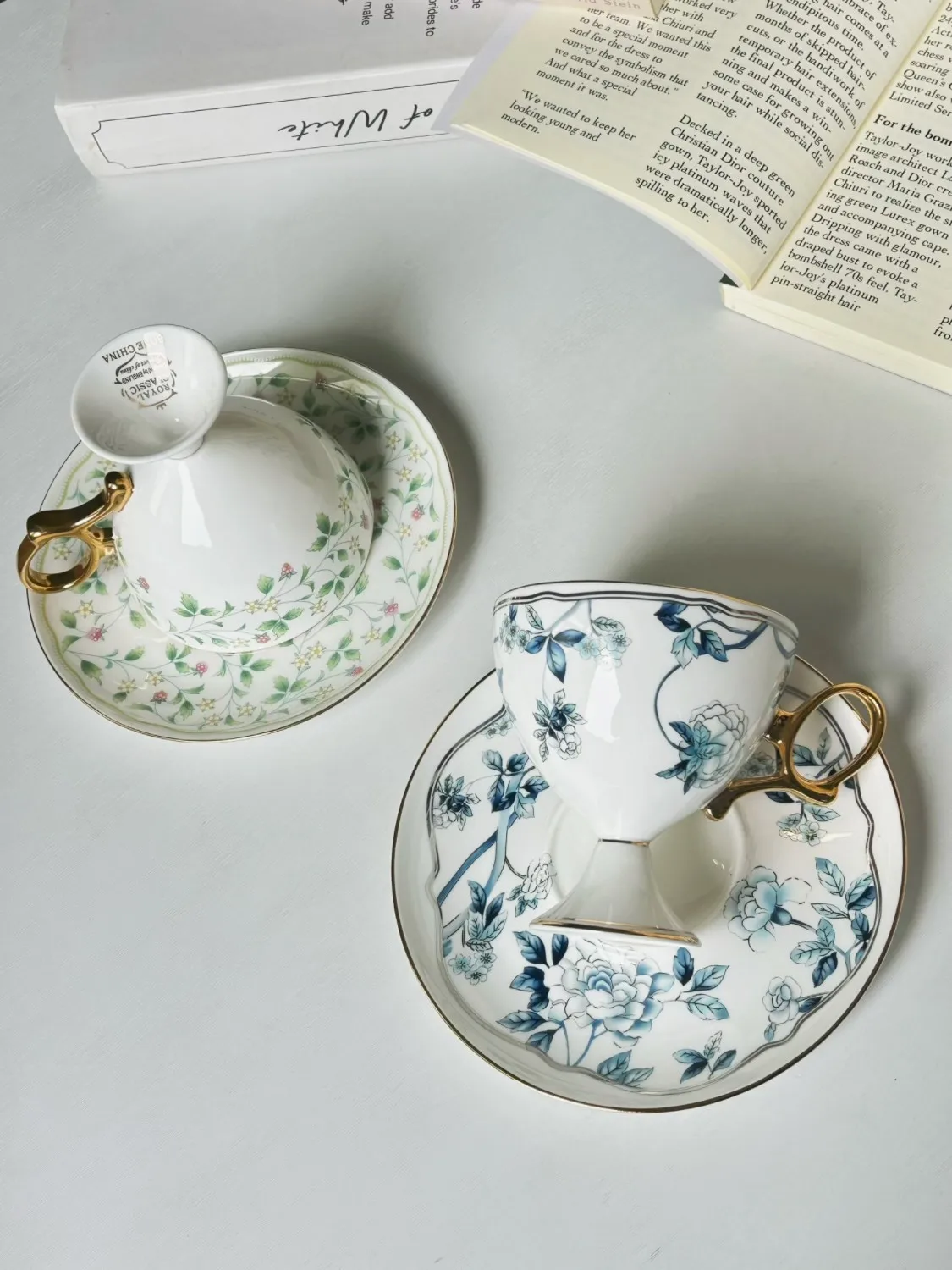 

Сине-белый английский послеобеденный чай, кофейная чашка, черная чайная чашка в стиле ретро, набор керамических чашек и тарелок.